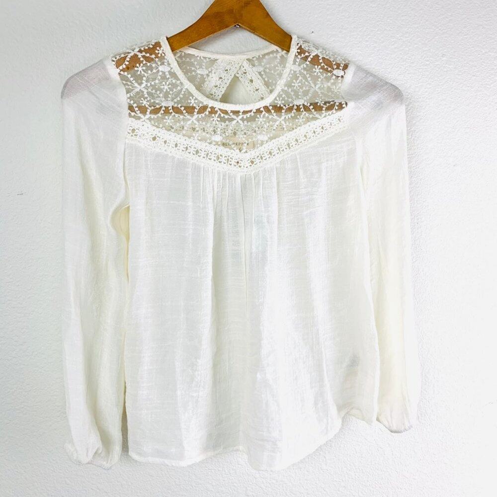 Blu Pepper Girls White Long Sleeve Crew Neck Pullover Blouse Top Size Medium